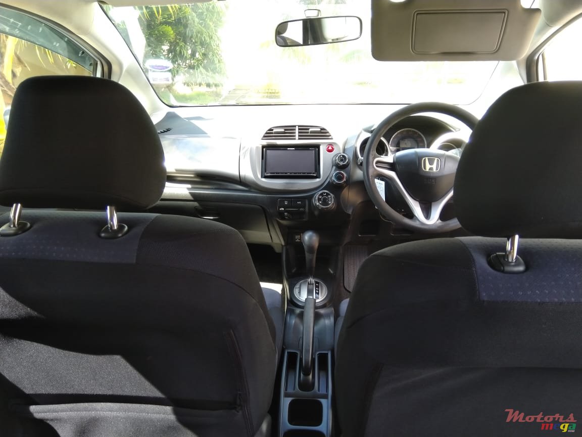 2013' Honda Fit photo #4