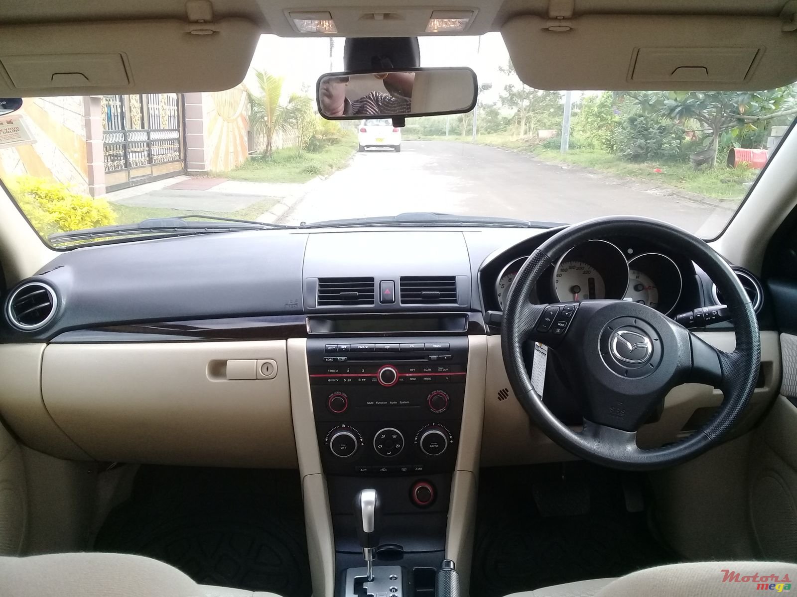 2008' Mazda 3. HATCHBACK.  AUTOMATIC/MAN photo #3