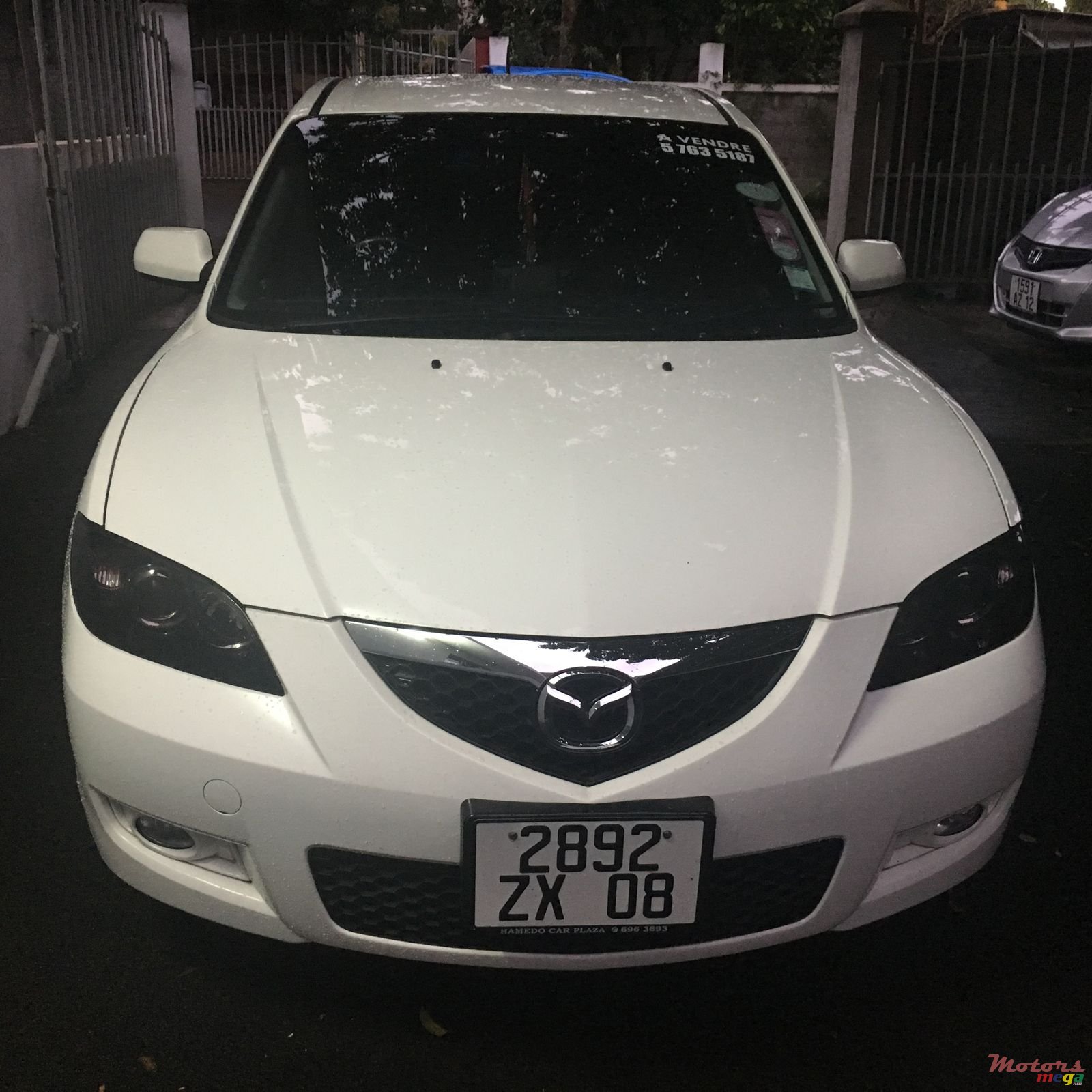 2008' Mazda Axela photo #1