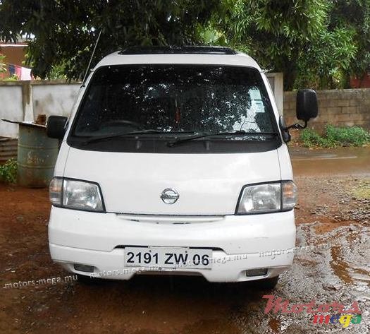 2006' Nissan photo #2