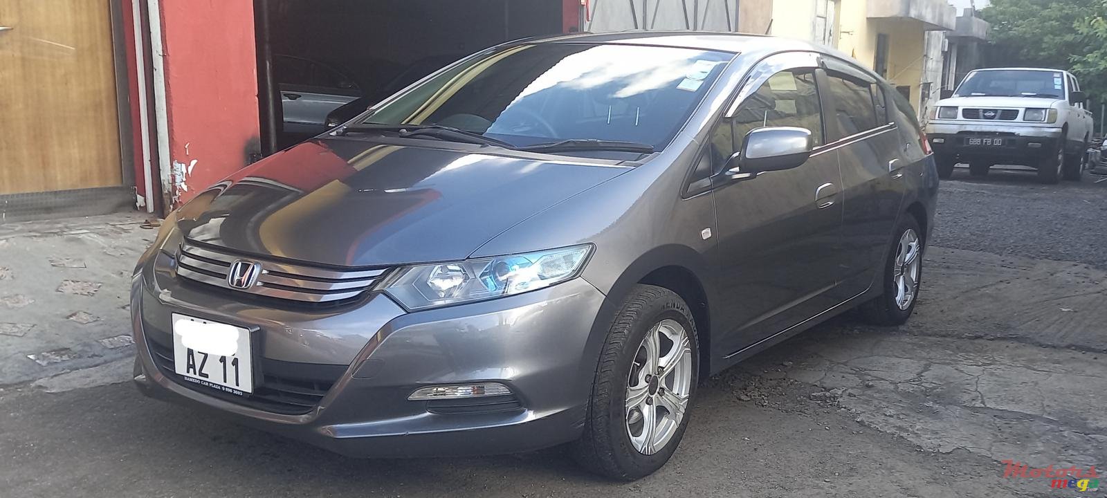 2011' Honda Insight photo #1