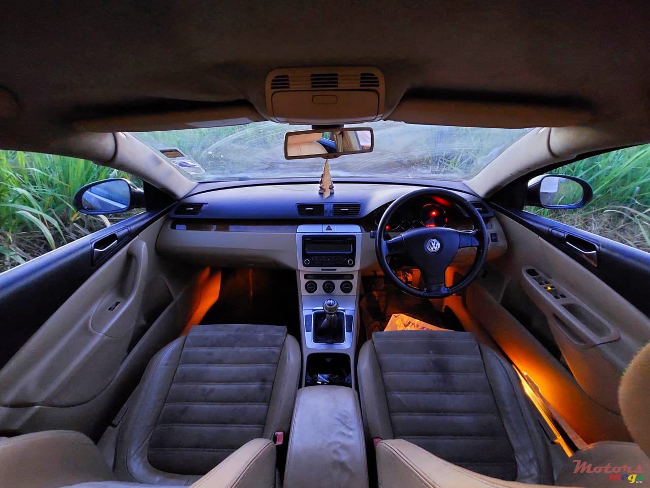 2009' Volkswagen Passat 1.4 Turbo photo #4