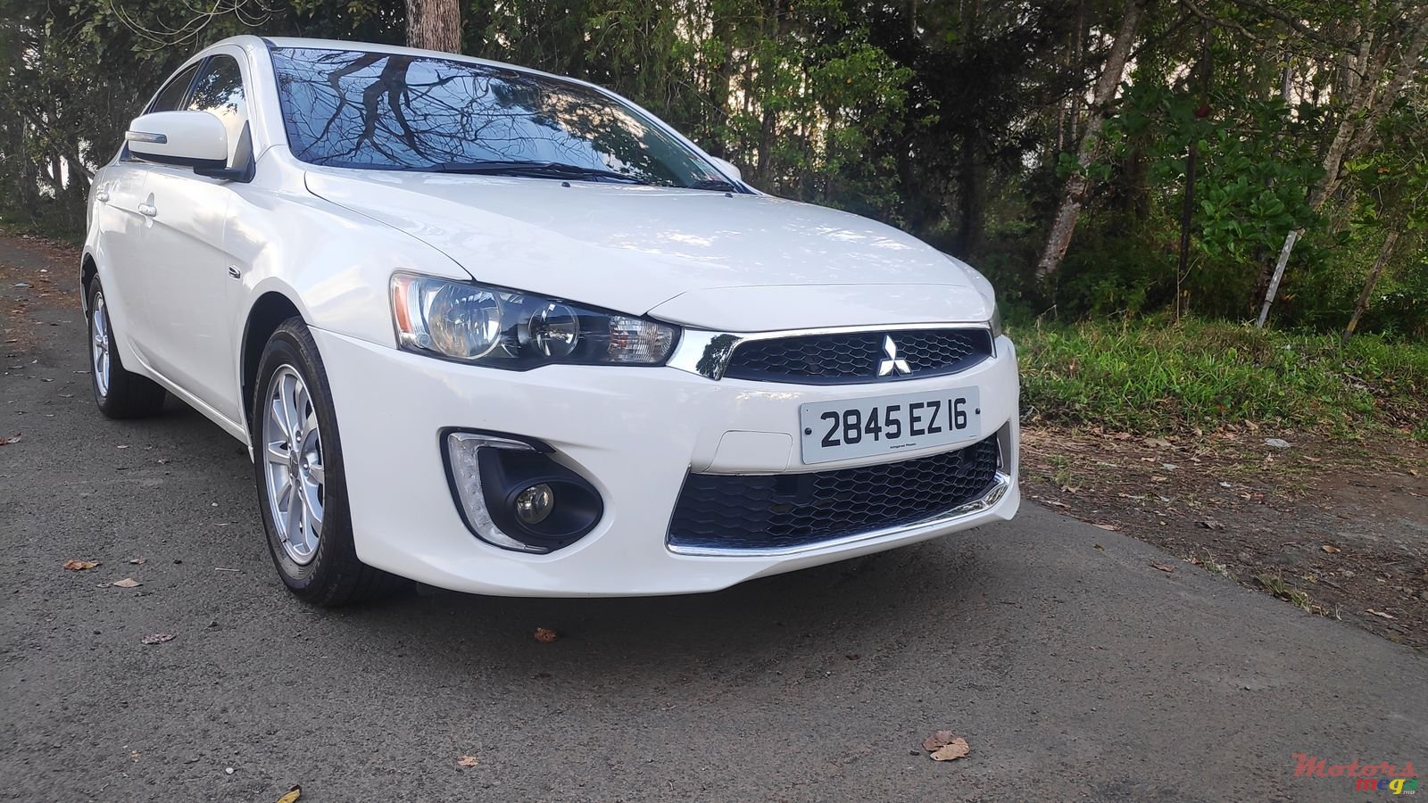 2016' Mitsubishi Lancer X photo #2