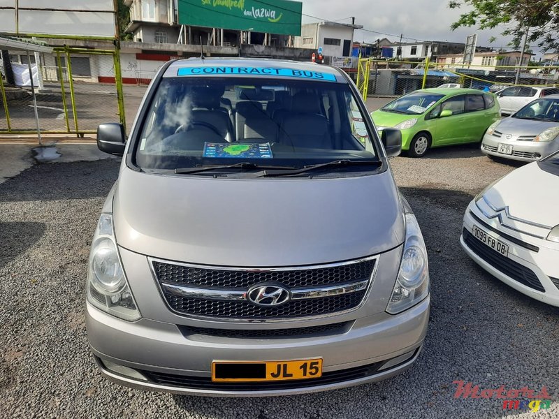 2015' Hyundai H1 photo #2