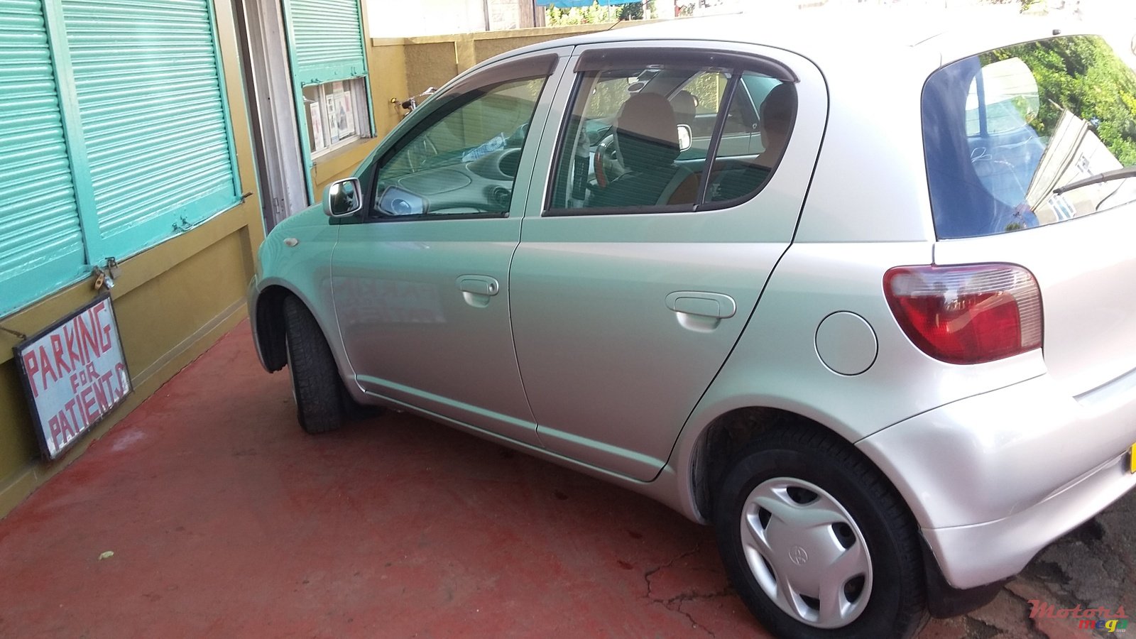 2001' Toyota photo #1