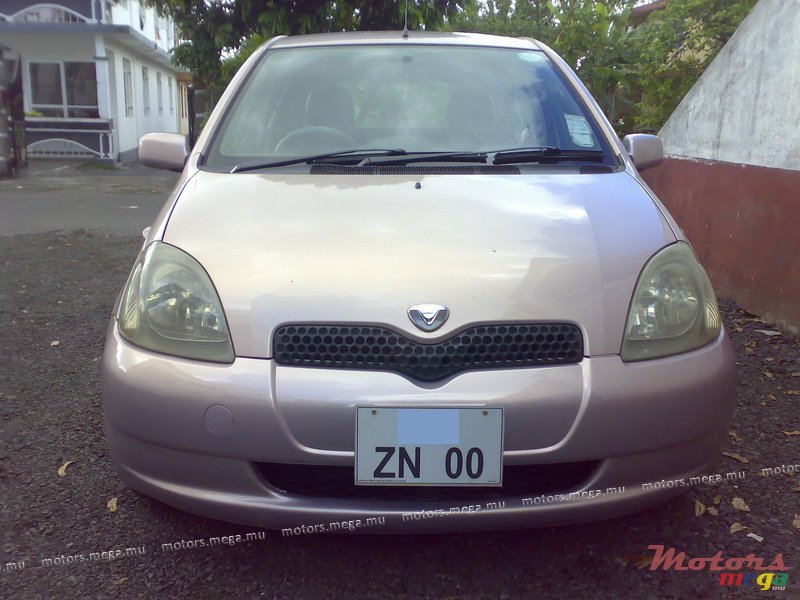 2000' Toyota vitz photo #1