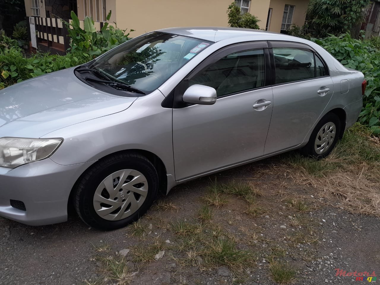 2008' Toyota Axio photo #4