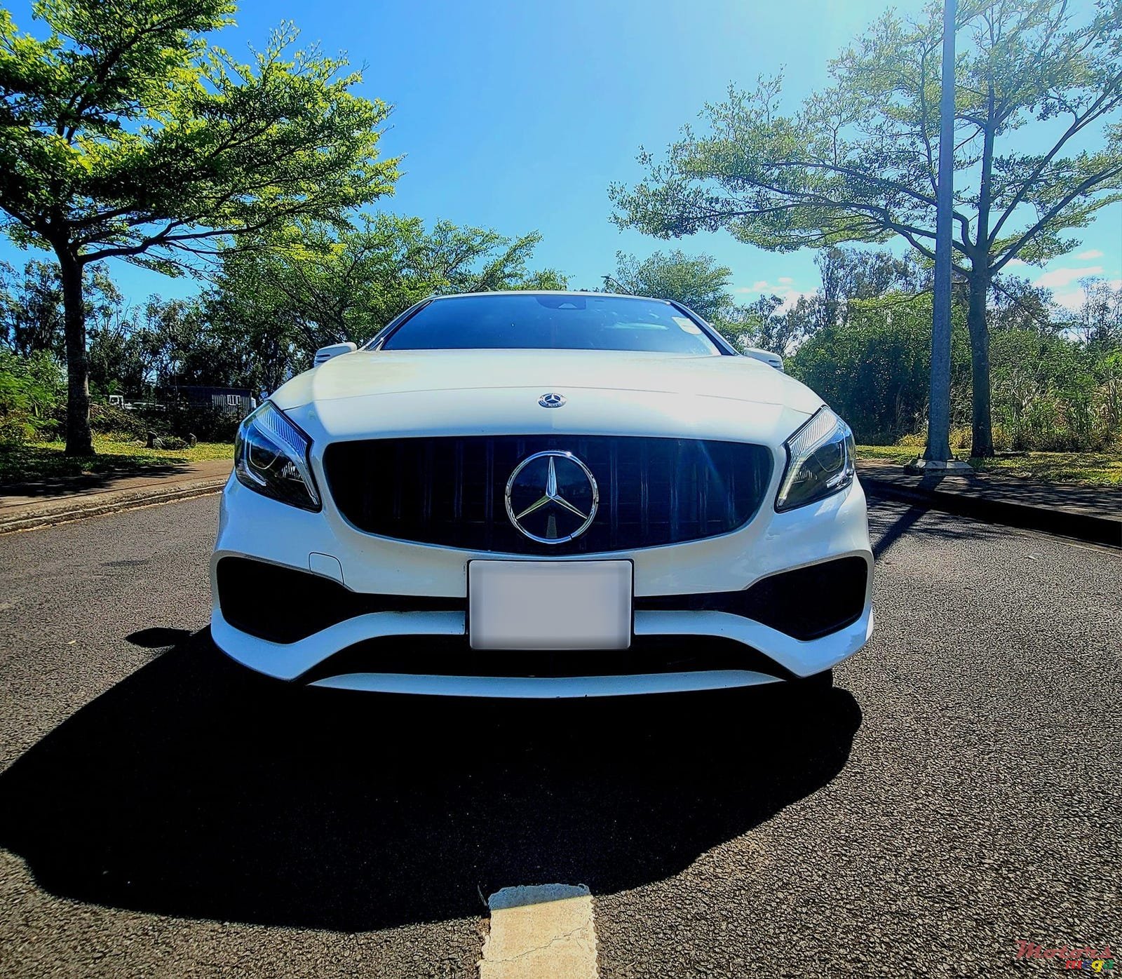 2018' Mercedes-Benz A 180 photo #1