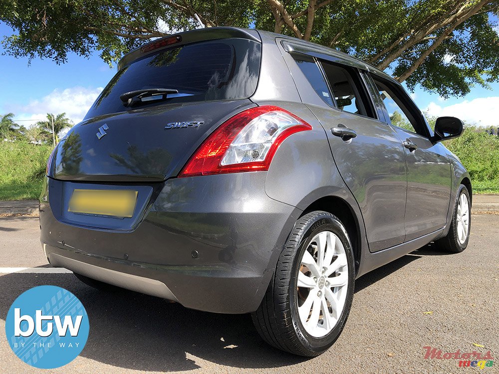 2016' Suzuki Swift (Japan) photo #4