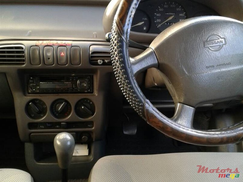 1996' Nissan Micra photo #3