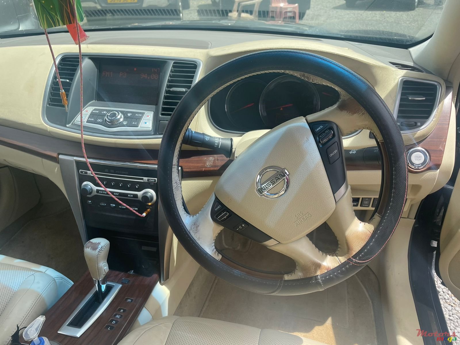 2013' Nissan Teana photo #2