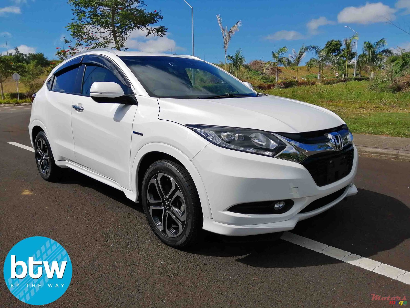 2015' Honda Vezel Z photo #1