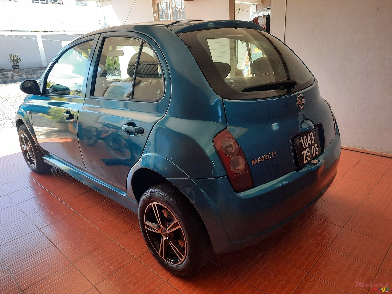 2003' Nissan March photo #6