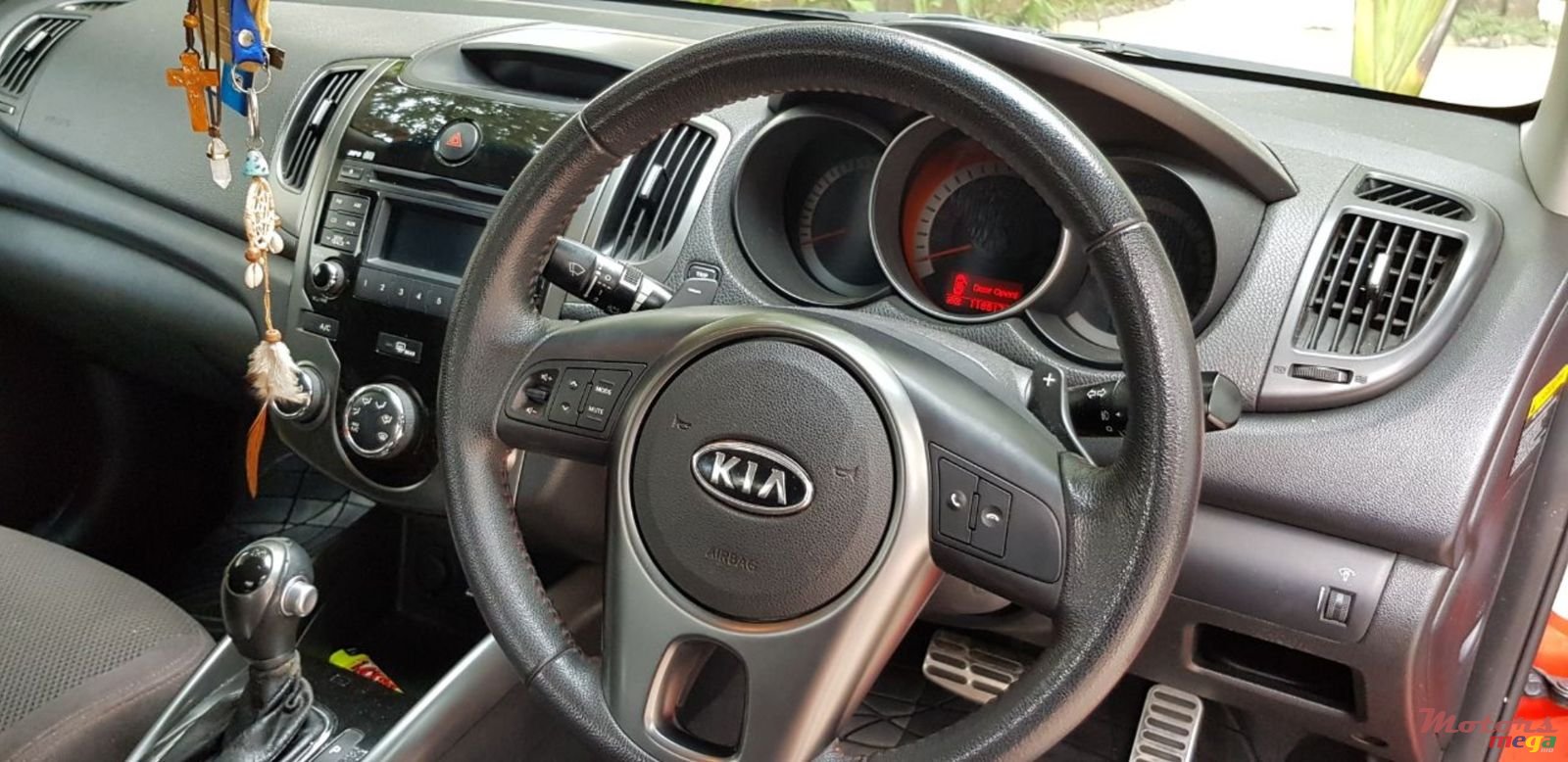 2011' Kia Koup photo #4