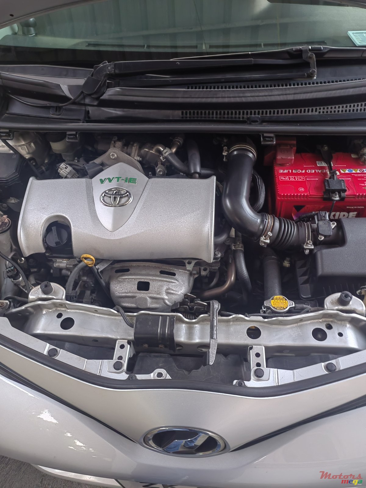 2014' Toyota Vitz photo #2