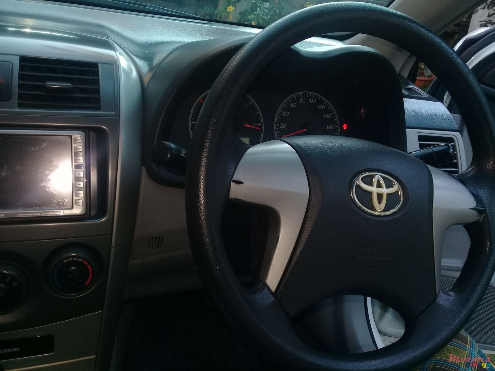 2009' Toyota Axio photo #4