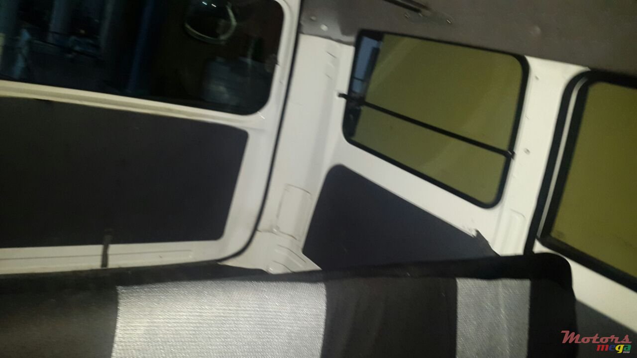 2001' Toyota Town Ace photo #5