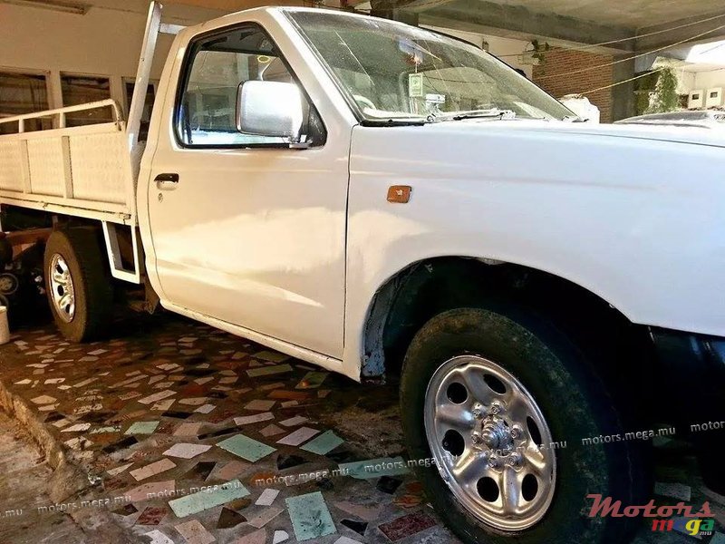 1999' Nissan Single Cab photo #1