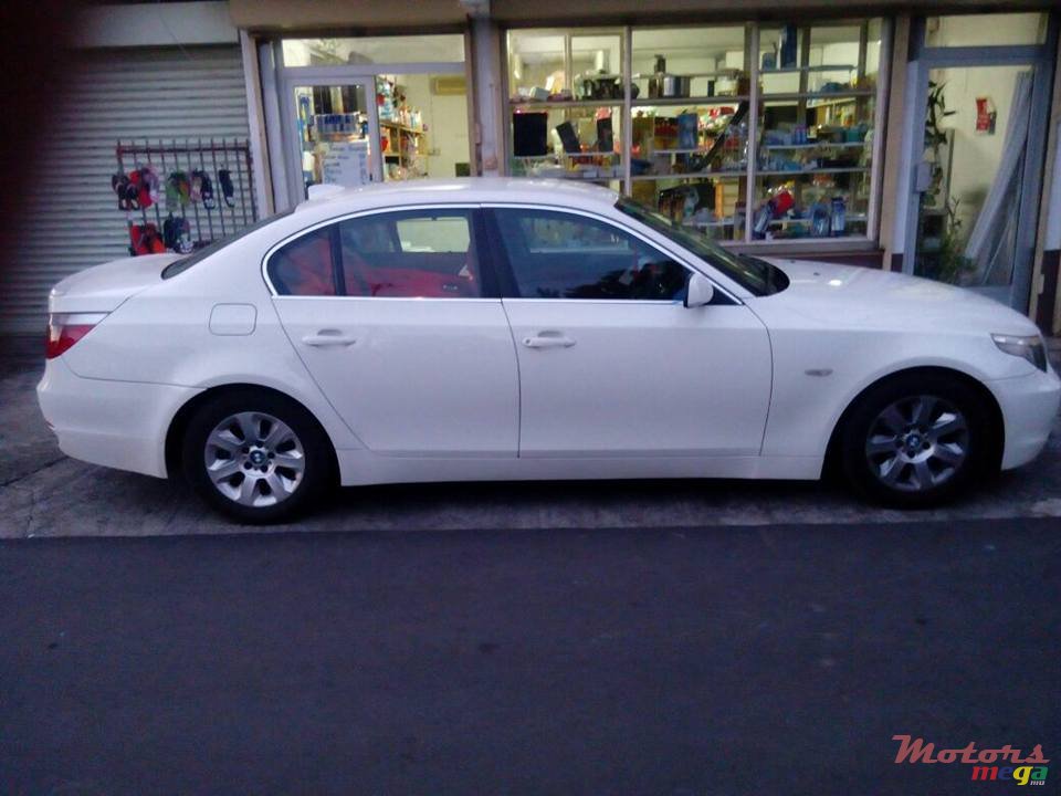 2004' BMW 525 photo #2