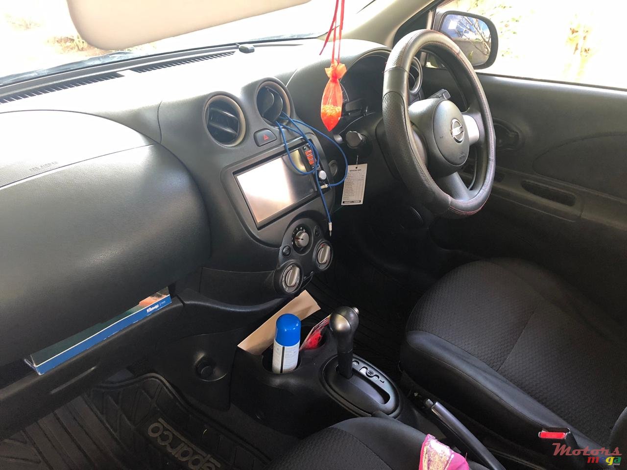 2013' Nissan March photo #1