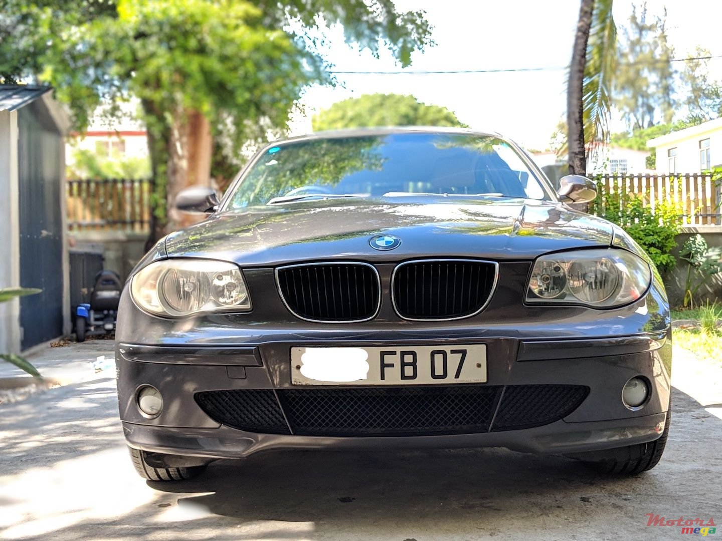 2007' BMW 1 Series photo #4