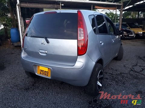 2003' Mitsubishi Colt photo #5