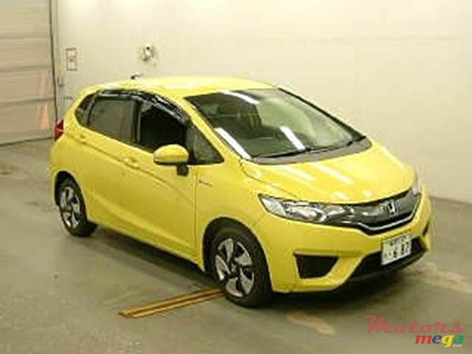 2015' Honda Fit photo #1