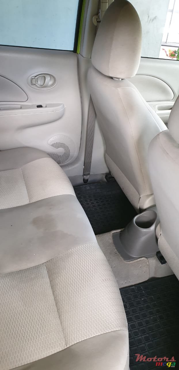 2011' Nissan March photo #6