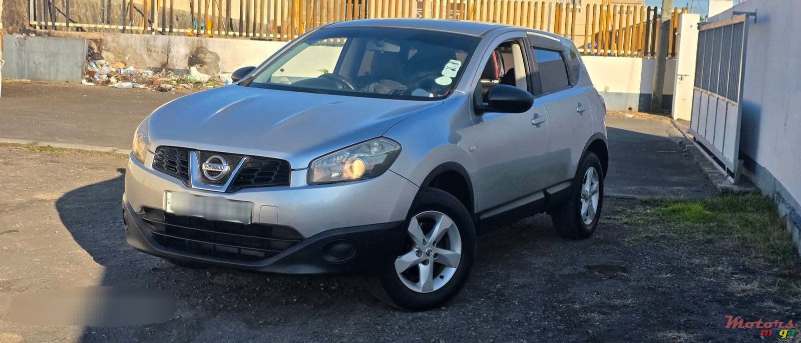 2010' Nissan Qashqai photo #1