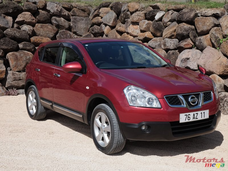 2011' Nissan Qashqai photo #1