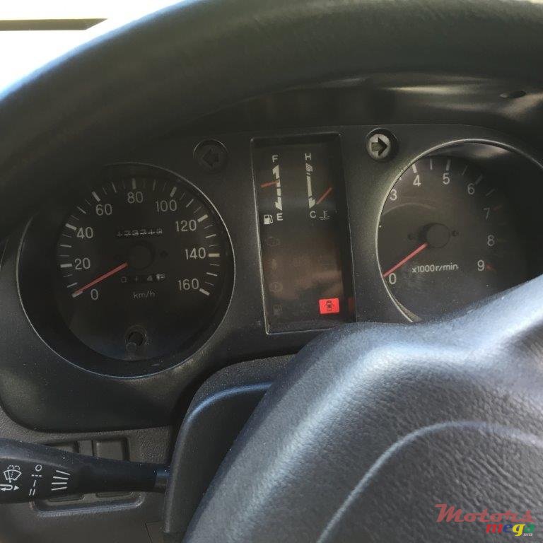 1996' Mitsubishi Pajero Junior ZR-II photo #6