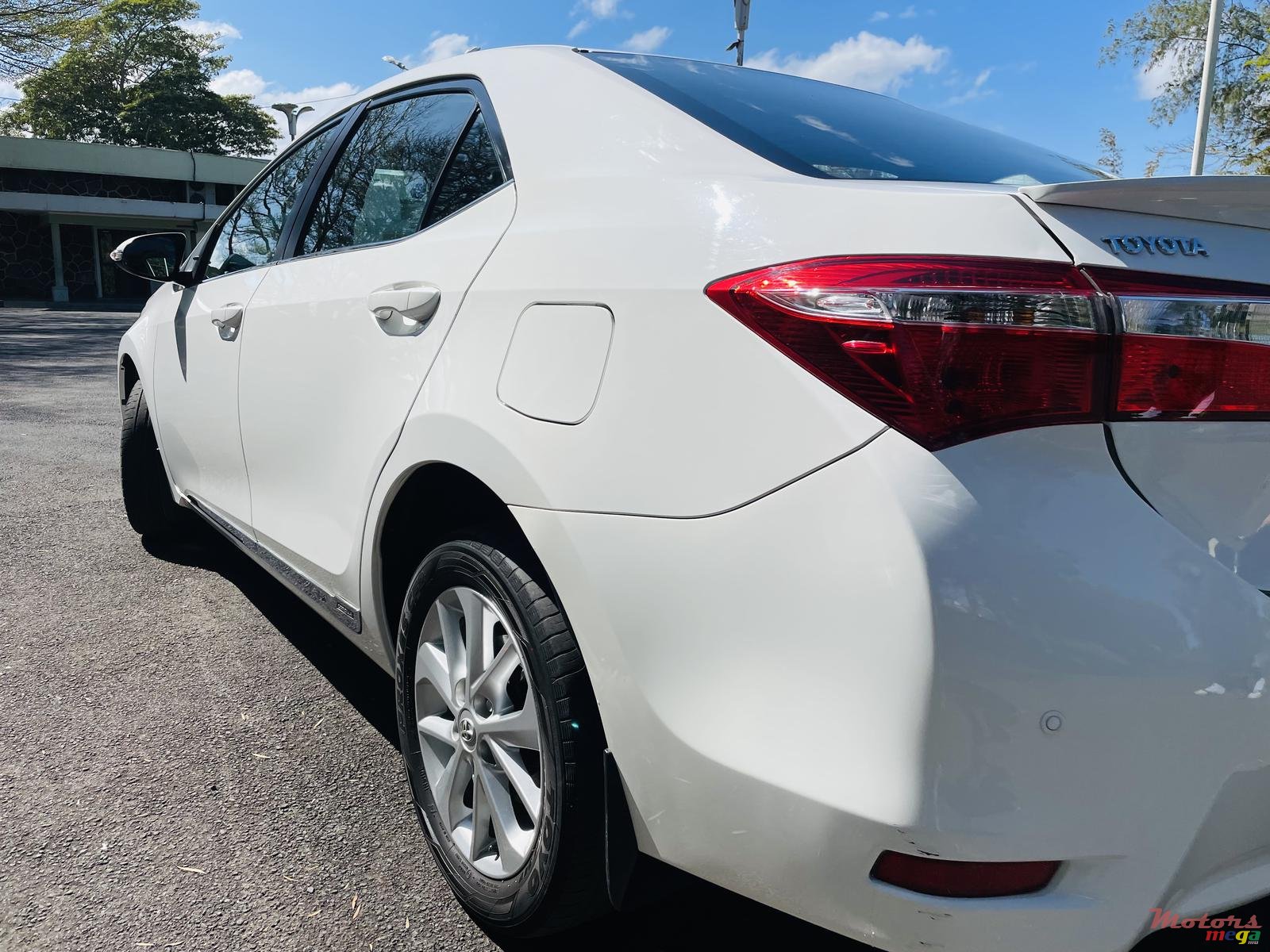 2016' Toyota Corolla photo #3