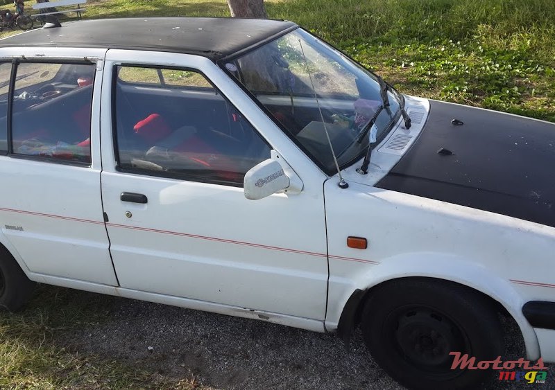 1991' Nissan Micra photo #2