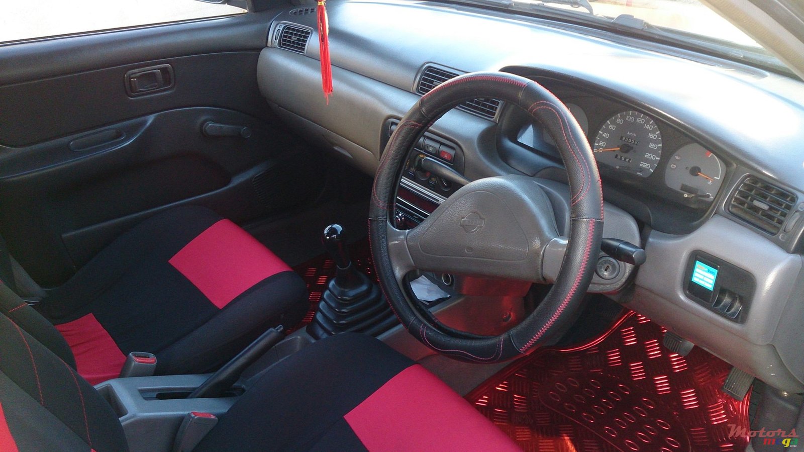 1995' Nissan Sunny photo #7