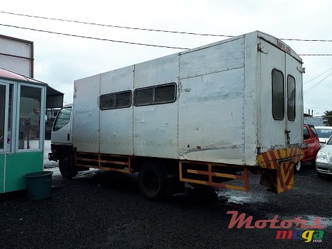 2000' Mitsubishi Canter photo #4