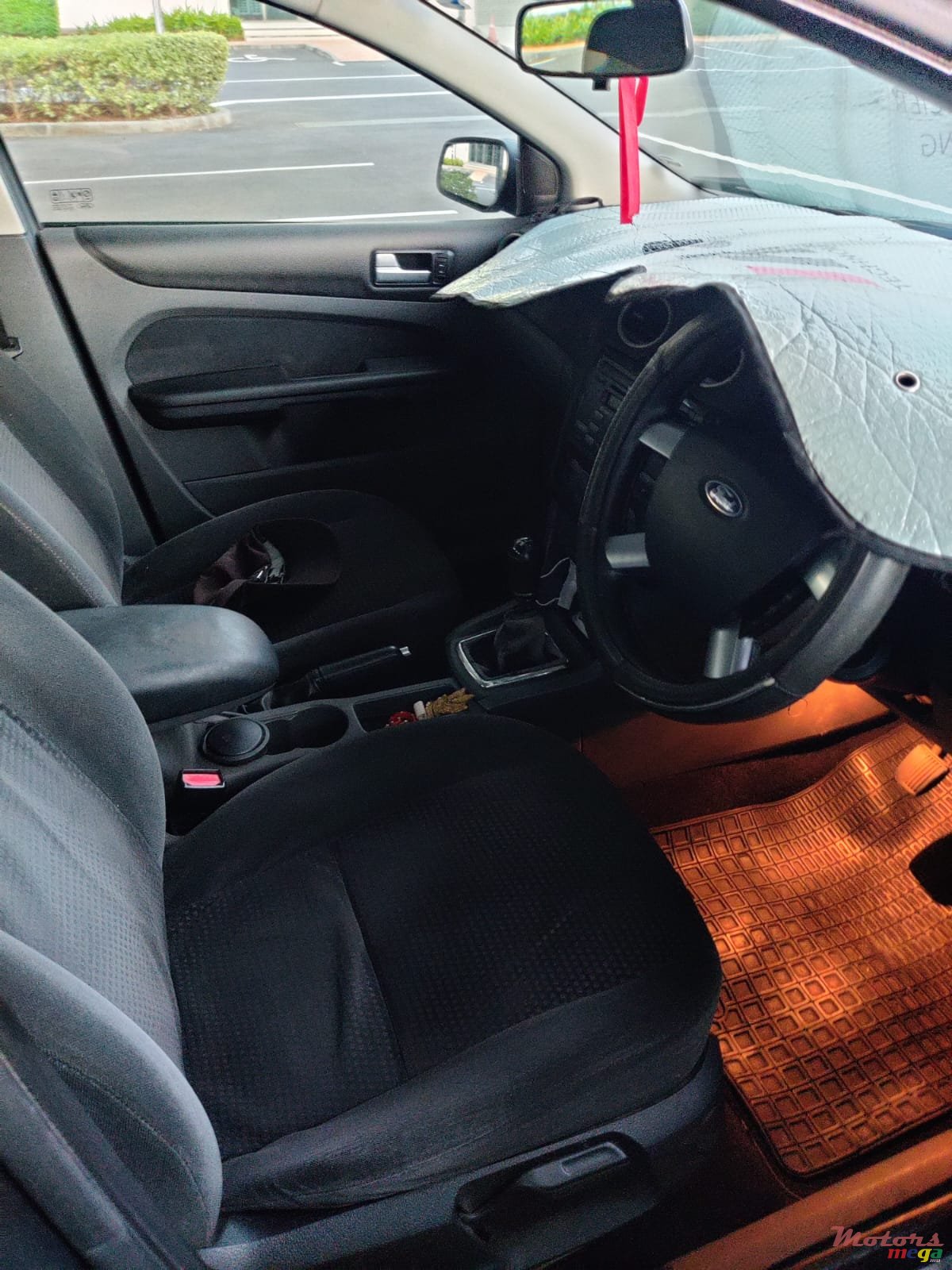 2007' Ford Focus photo #2