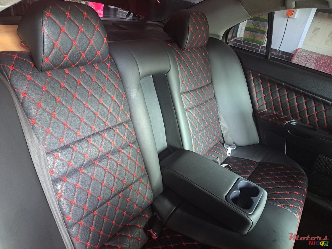 2008' Mitsubishi Lancer X photo #4