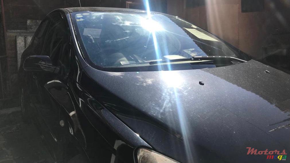 2005' Peugeot 307 photo #1