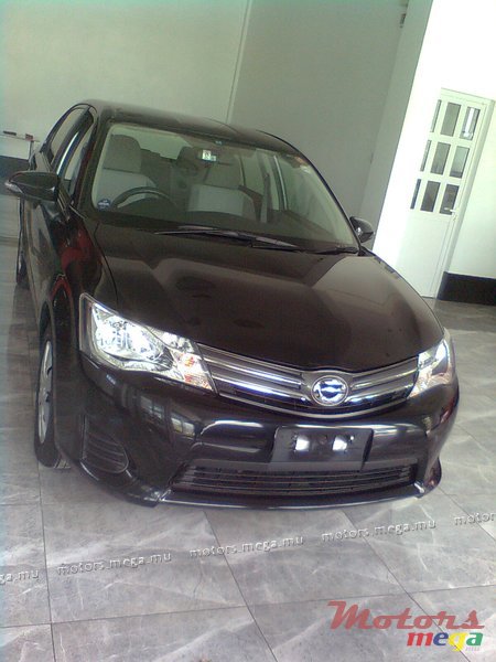 2012' Toyota axio photo #1