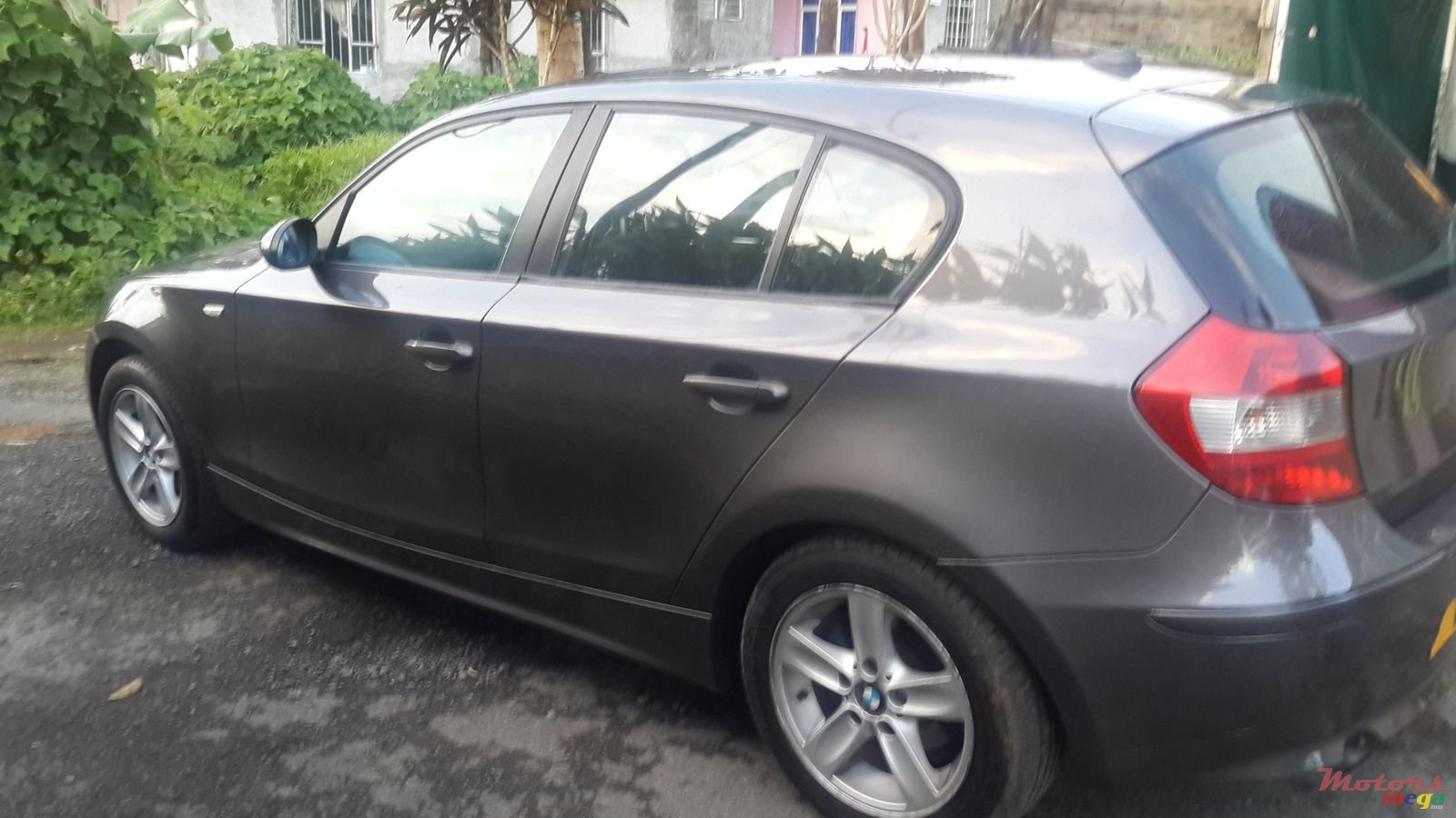 2006' BMW 116 116i photo #1