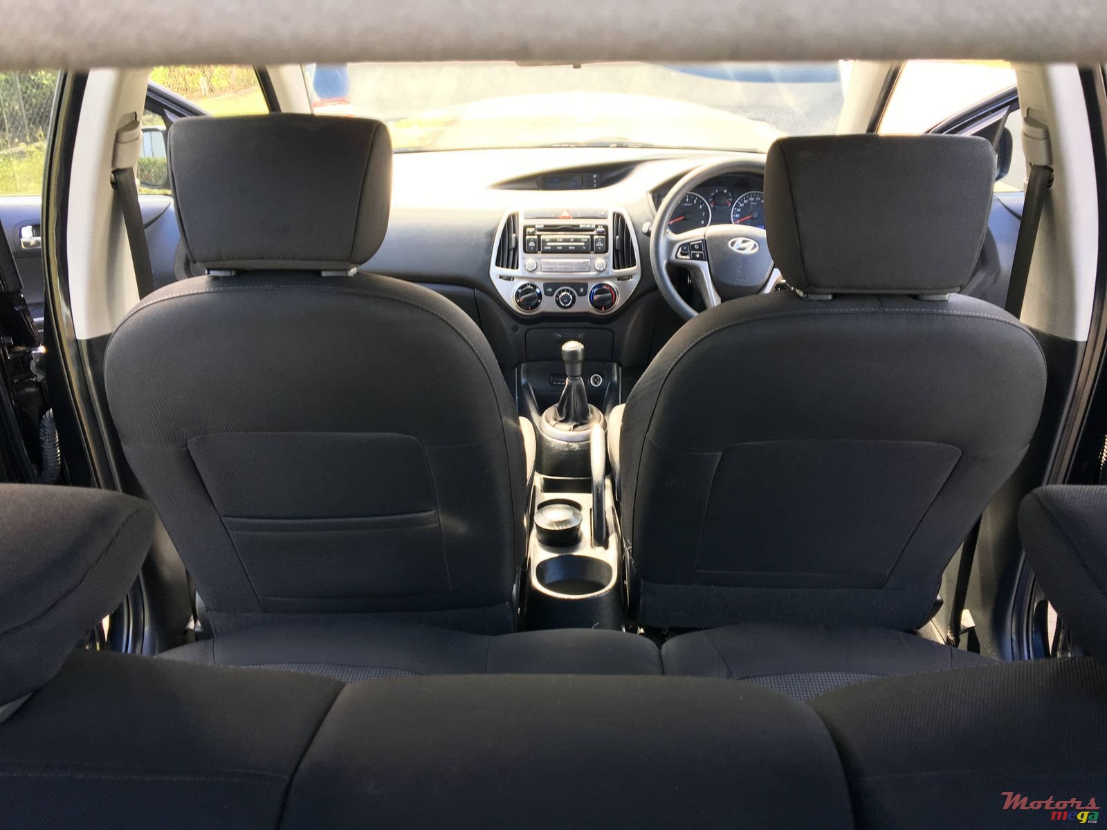 2012' Hyundai i20 photo #4