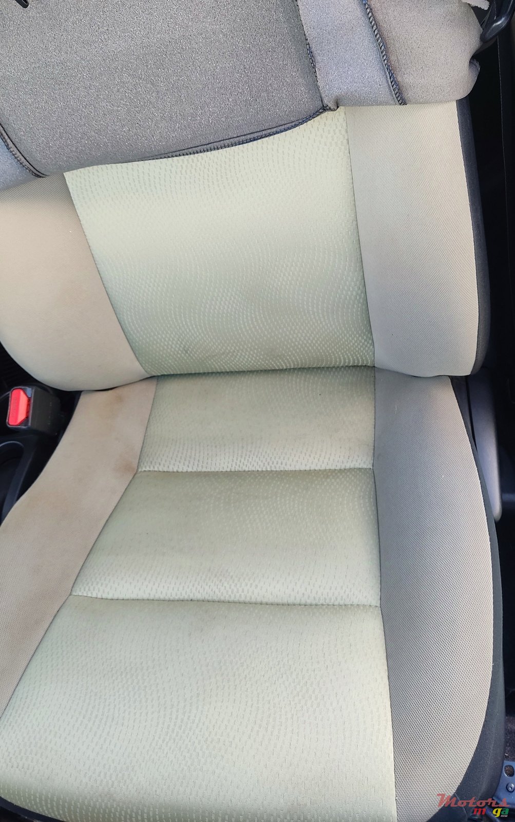 2014' Toyota Aqua photo #4