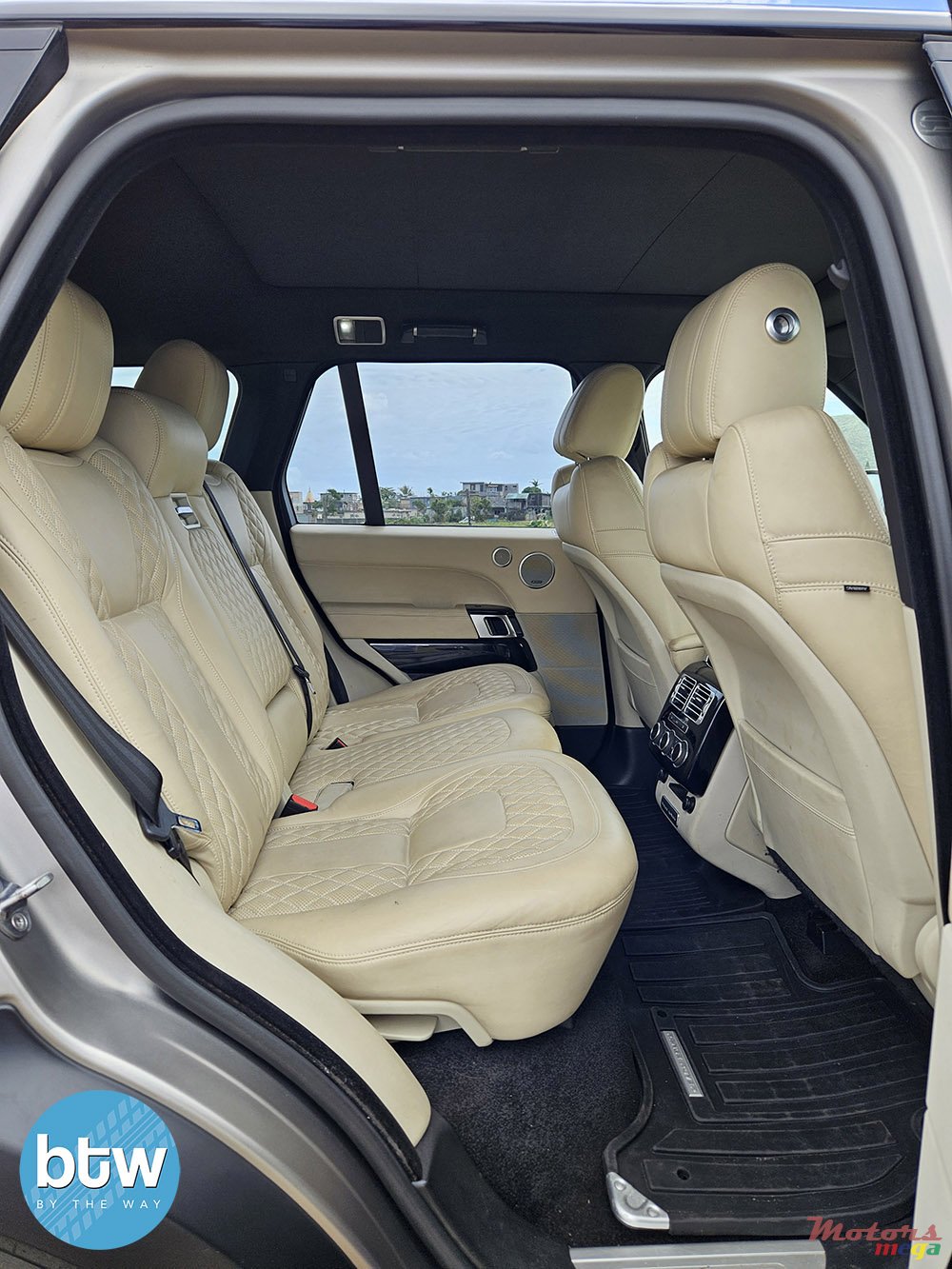 2015' Rover Range Rover Vogue photo #6