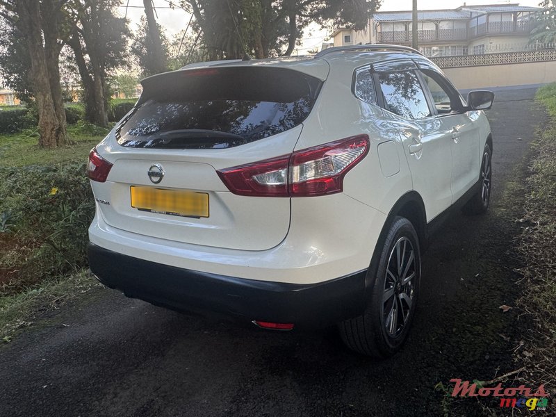 2016' Nissan Qashqai 1.6 diesel photo #4