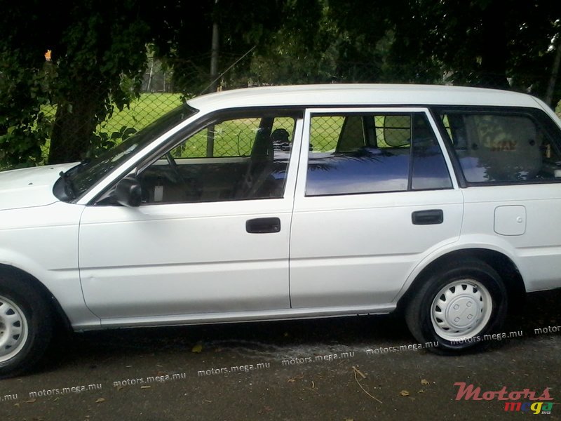 1991' Toyota photo #1