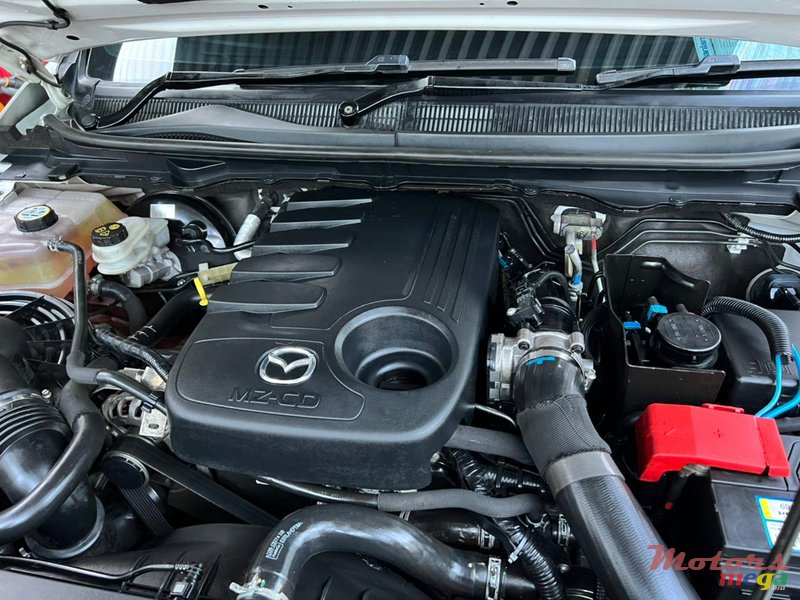 2016' Mazda BT-50 Auto 3.2 photo #3