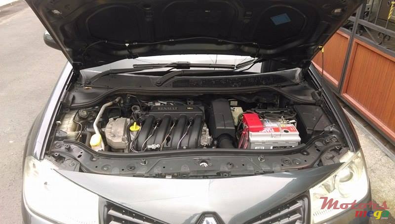 2006' Renault Megane 1.4 photo #4