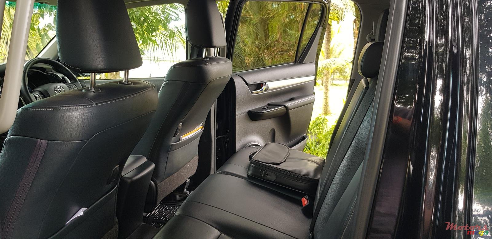 2017' Toyota Hilux photo #7