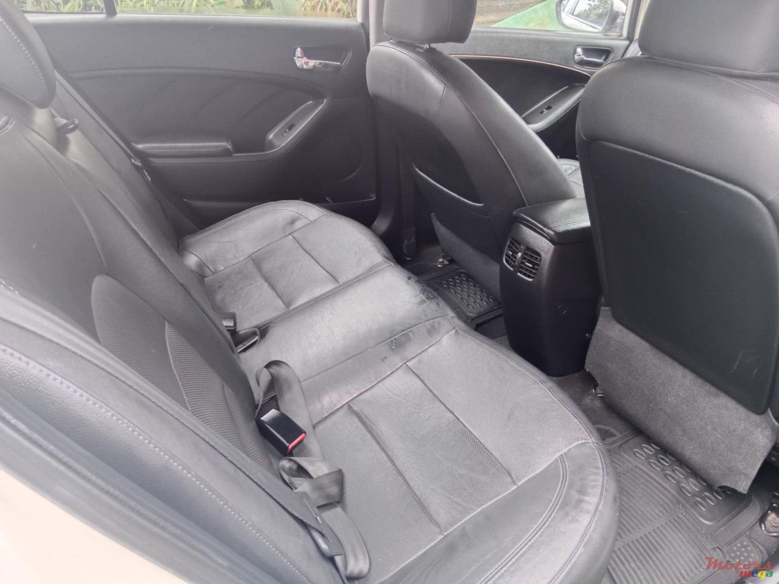 2014' Kia Cerato AUTOMATIC GEAR photo #6