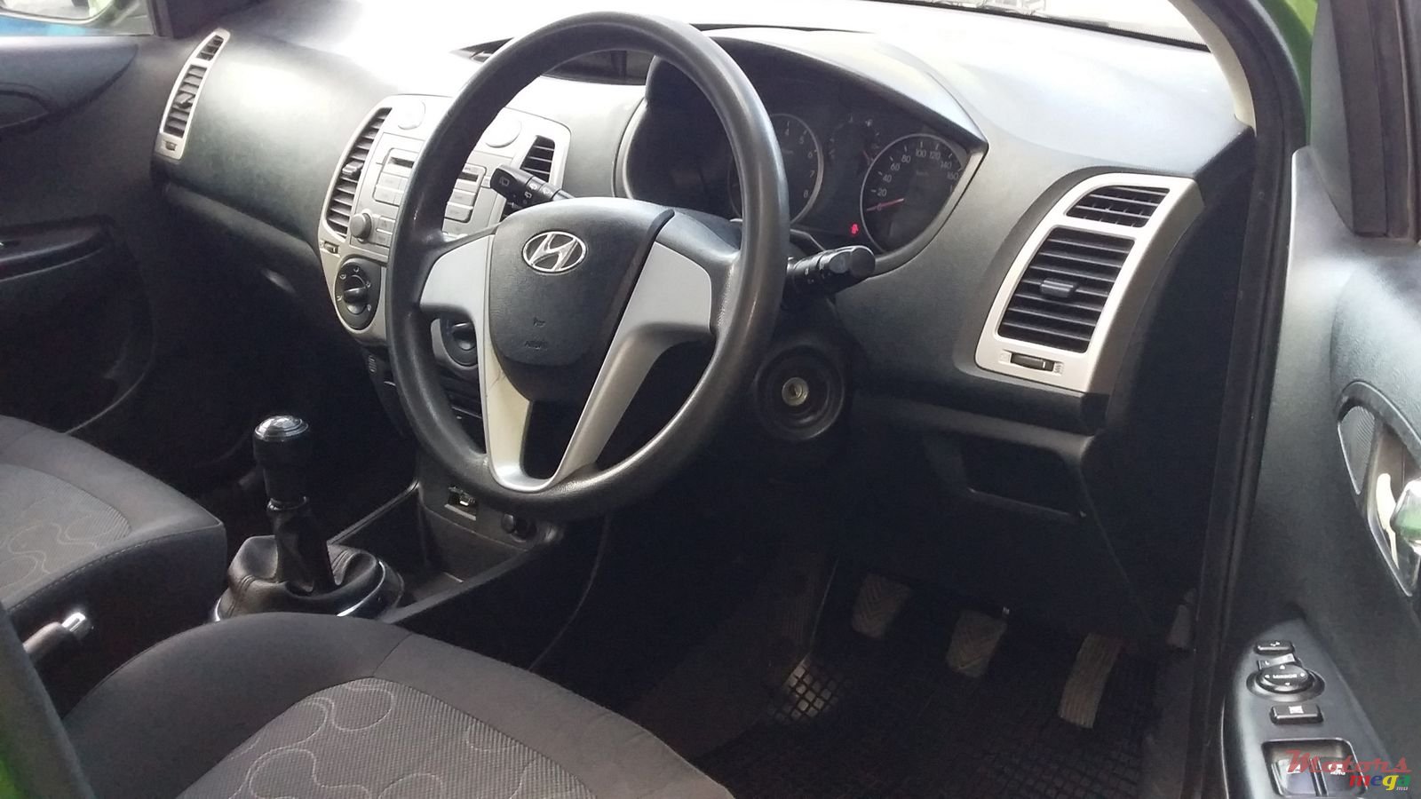 2011' Hyundai i20 photo #4